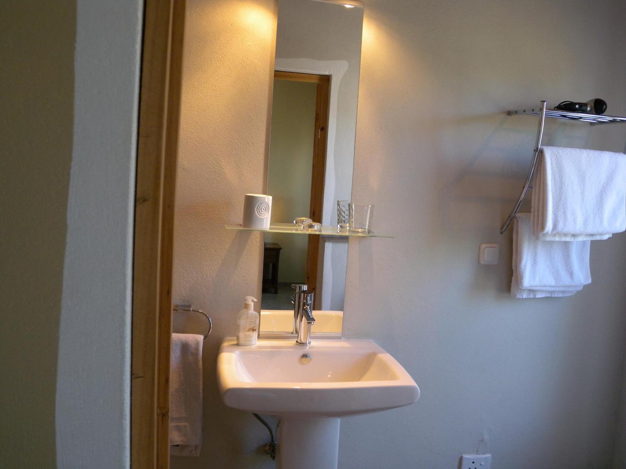 Capetown 4U Guesthouse Блубергстранд Екстериор снимка
