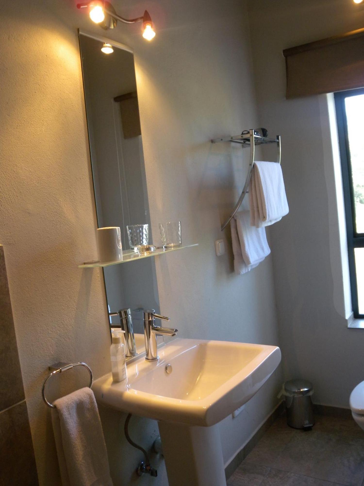 Capetown 4U Guesthouse Блубергстранд Екстериор снимка
