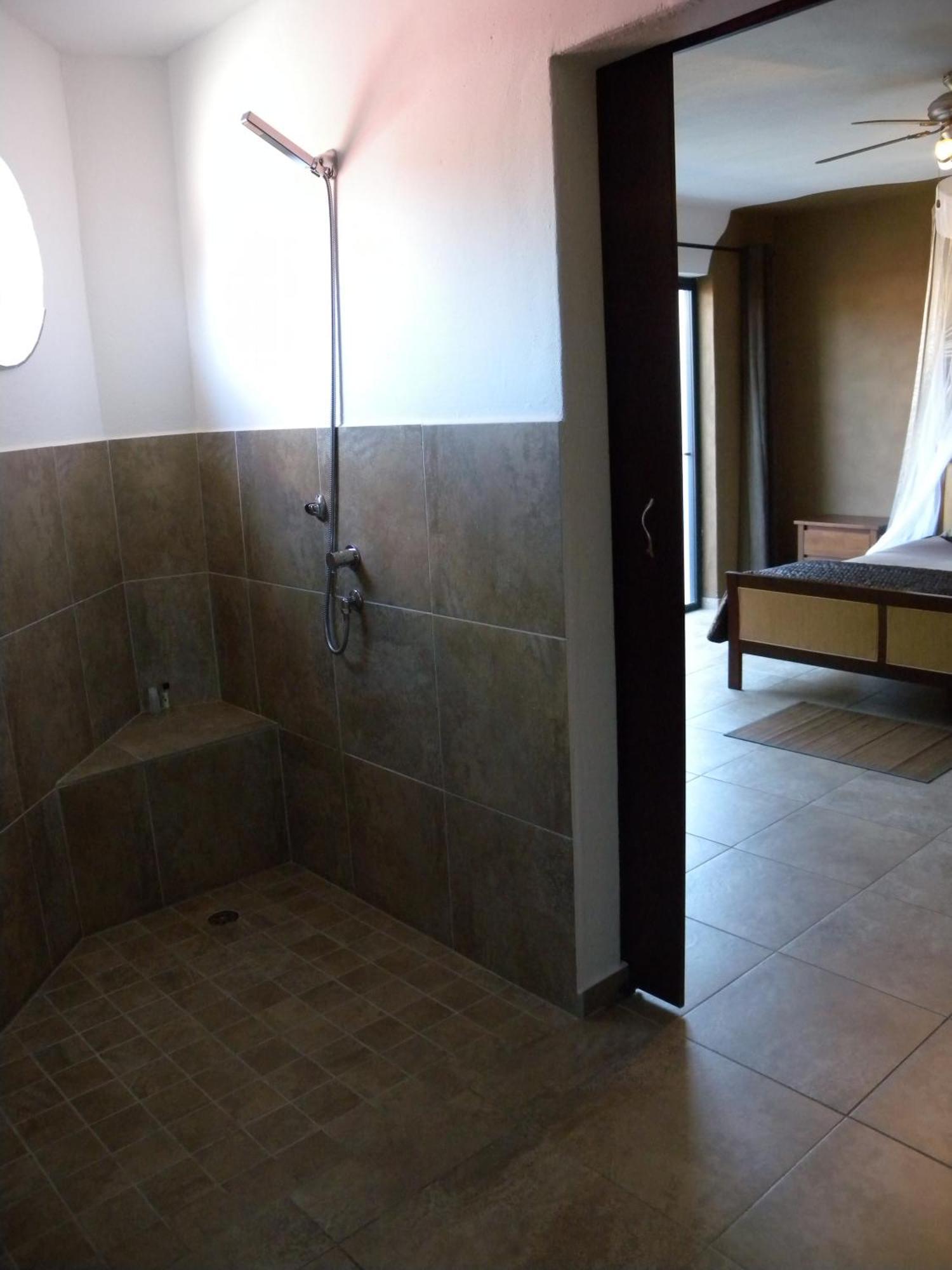 Capetown 4U Guesthouse Блубергстранд Екстериор снимка