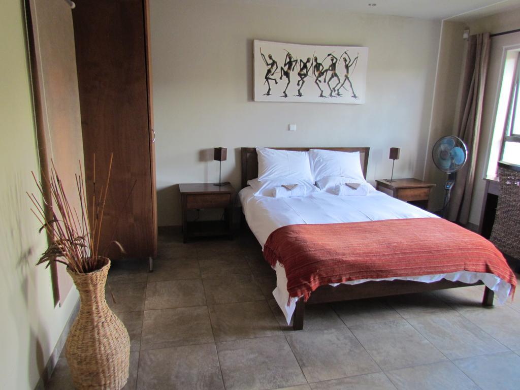 Capetown 4U Guesthouse Блубергстранд Екстериор снимка