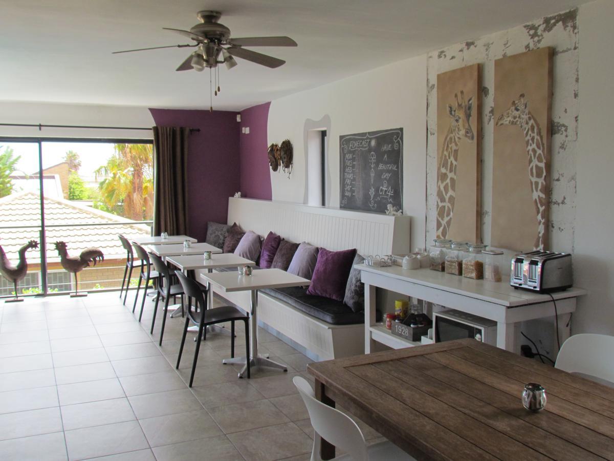 Capetown 4U Guesthouse Блубергстранд Екстериор снимка