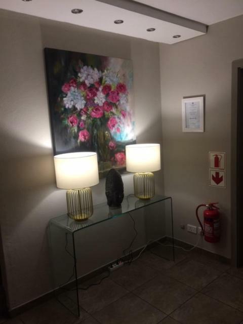 Capetown 4U Guesthouse Блубергстранд Екстериор снимка