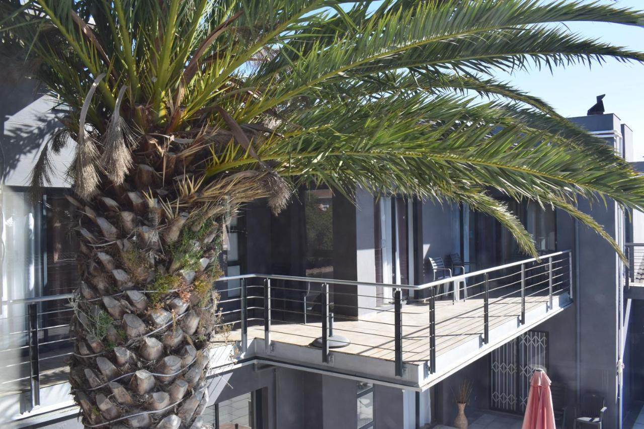 Capetown 4U Guesthouse Блубергстранд Екстериор снимка