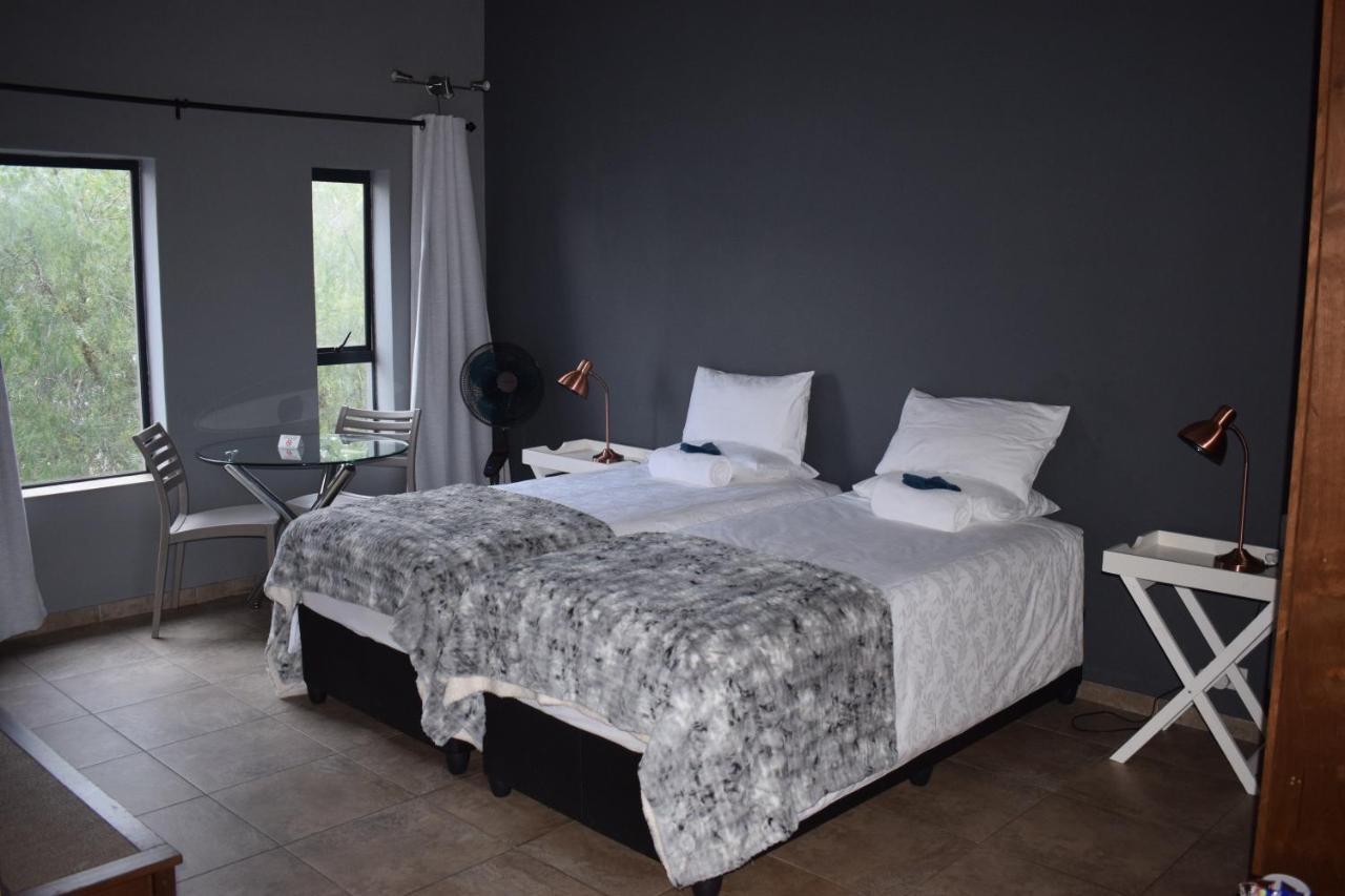 Capetown 4U Guesthouse Блубергстранд Екстериор снимка