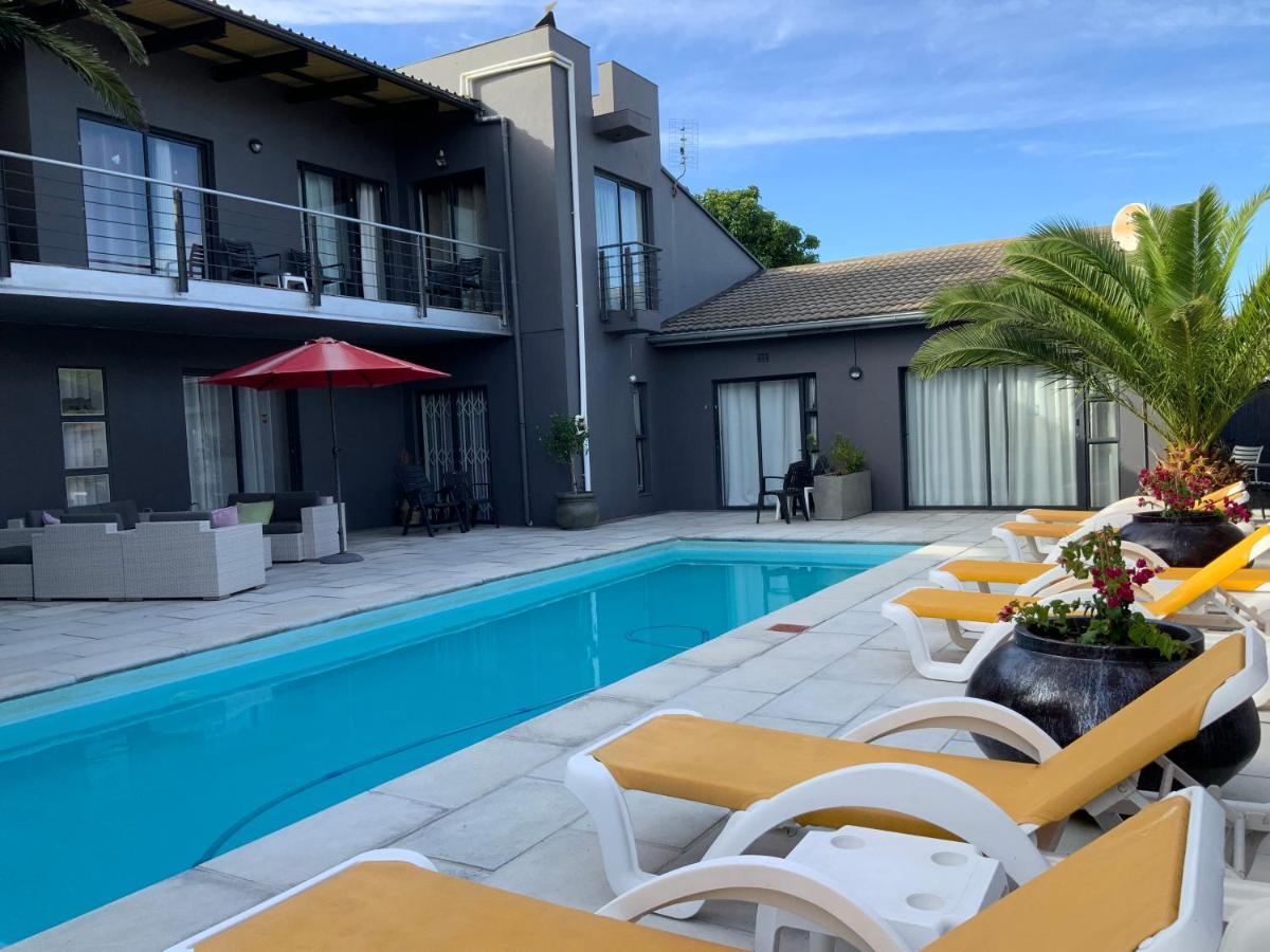 Capetown 4U Guesthouse Блубергстранд Екстериор снимка